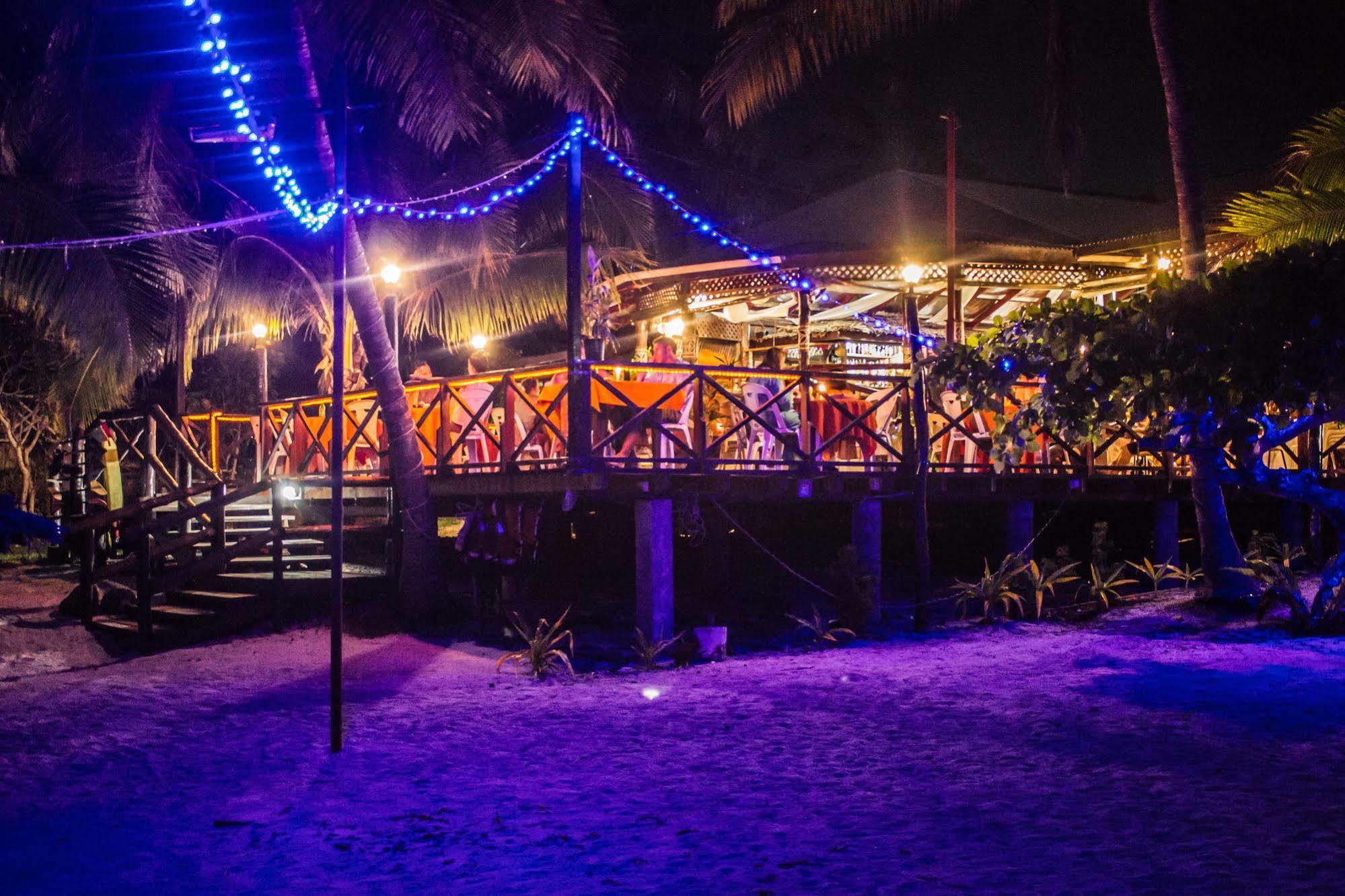 Vaimoana Seaside Lodge Savai'i Island Esterno foto