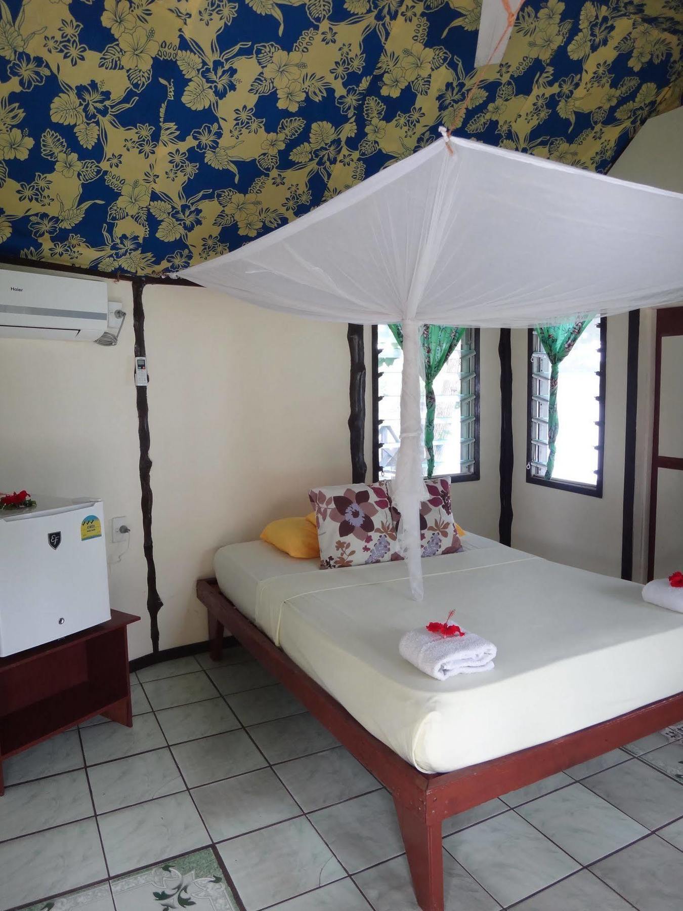 Vaimoana Seaside Lodge Savai'i Island Esterno foto