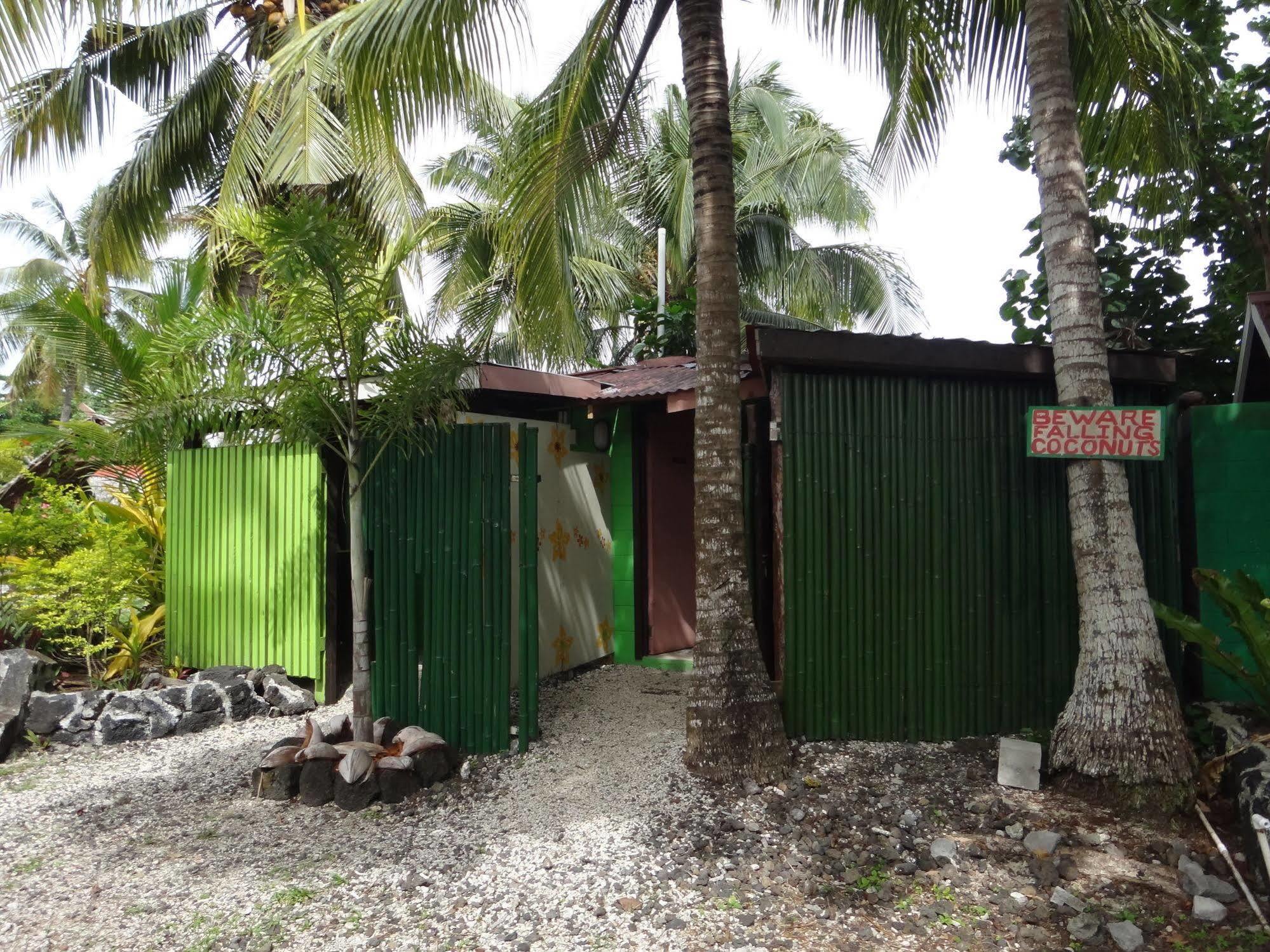 Vaimoana Seaside Lodge Savai'i Island Esterno foto