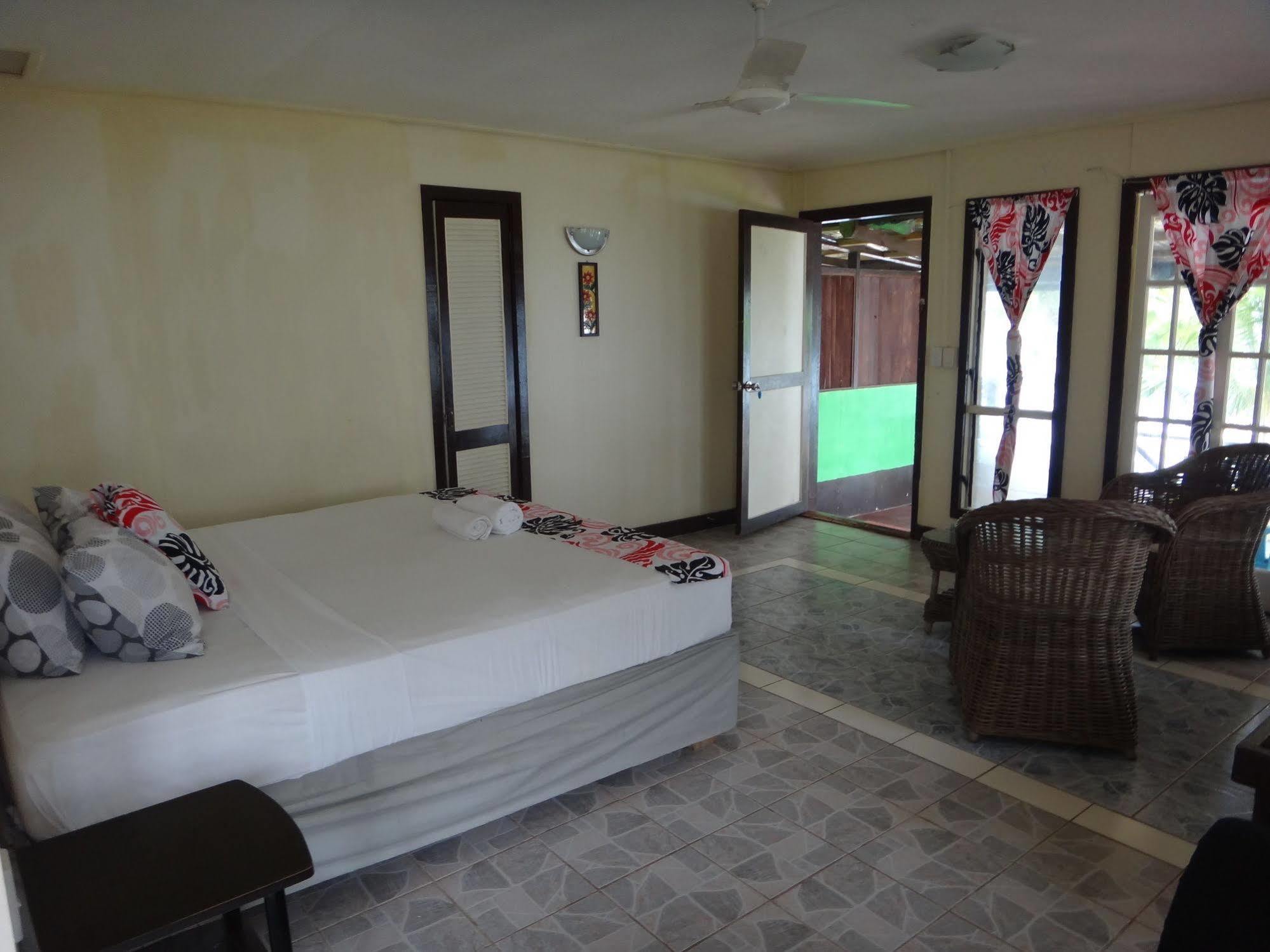 Vaimoana Seaside Lodge Savai'i Island Esterno foto